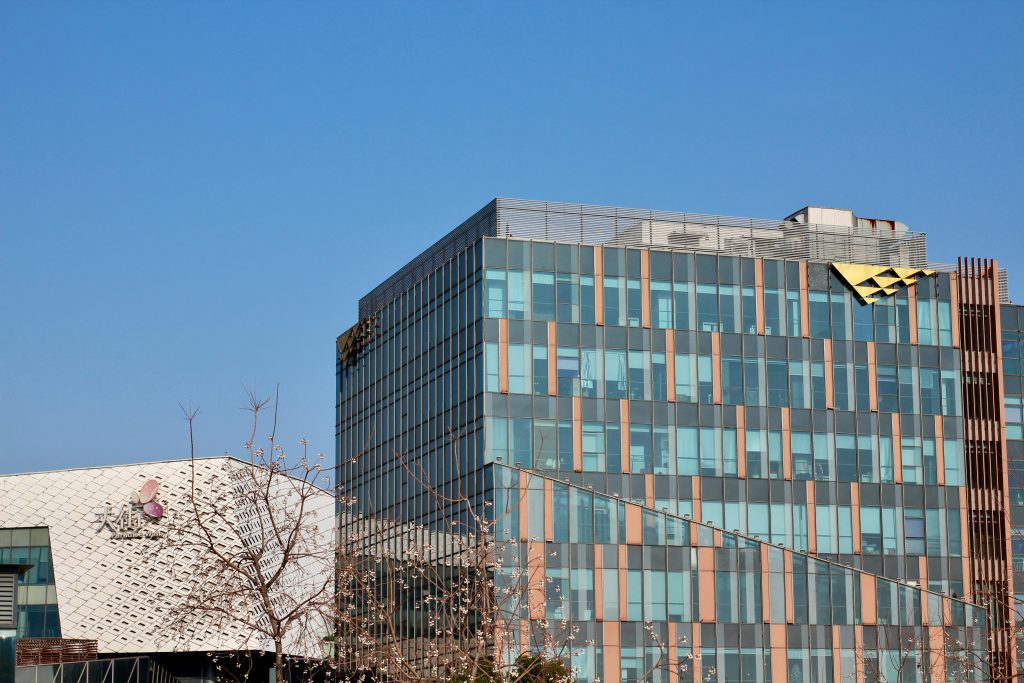 Company Building by: Anderson Wei, Source: pexels.com